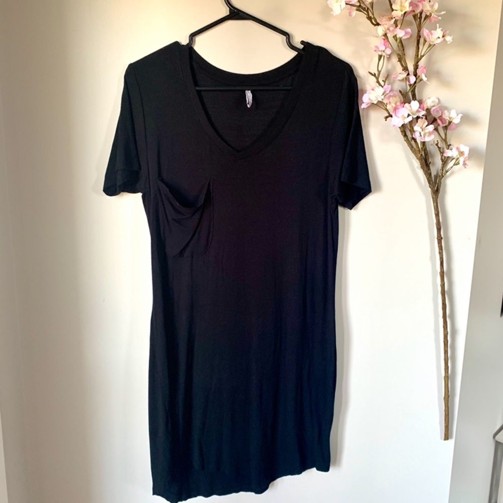 COPY - Z SUPPLY / T-SHIRT DRESS POCKET VNECK XS